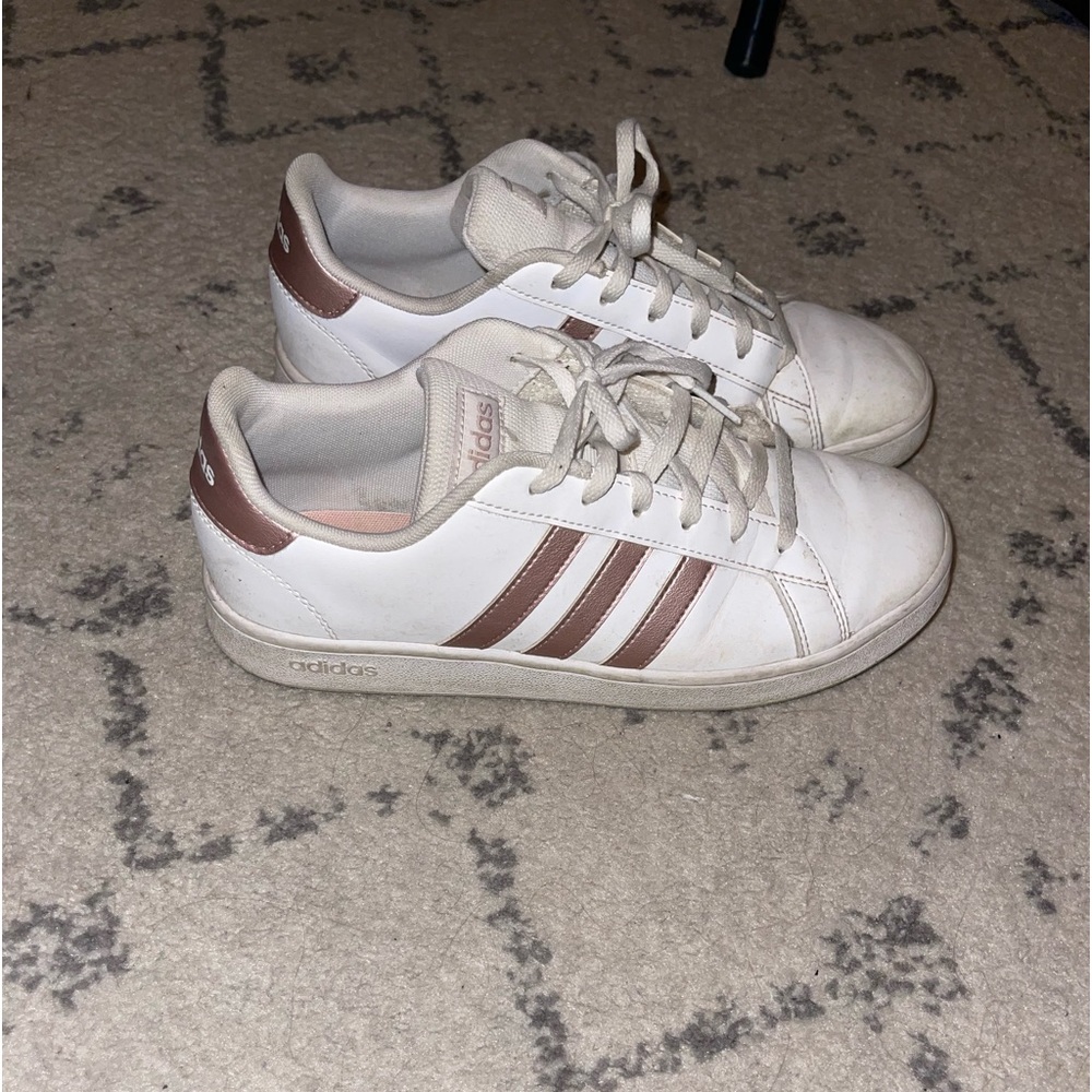 Women’s Adidas shoes